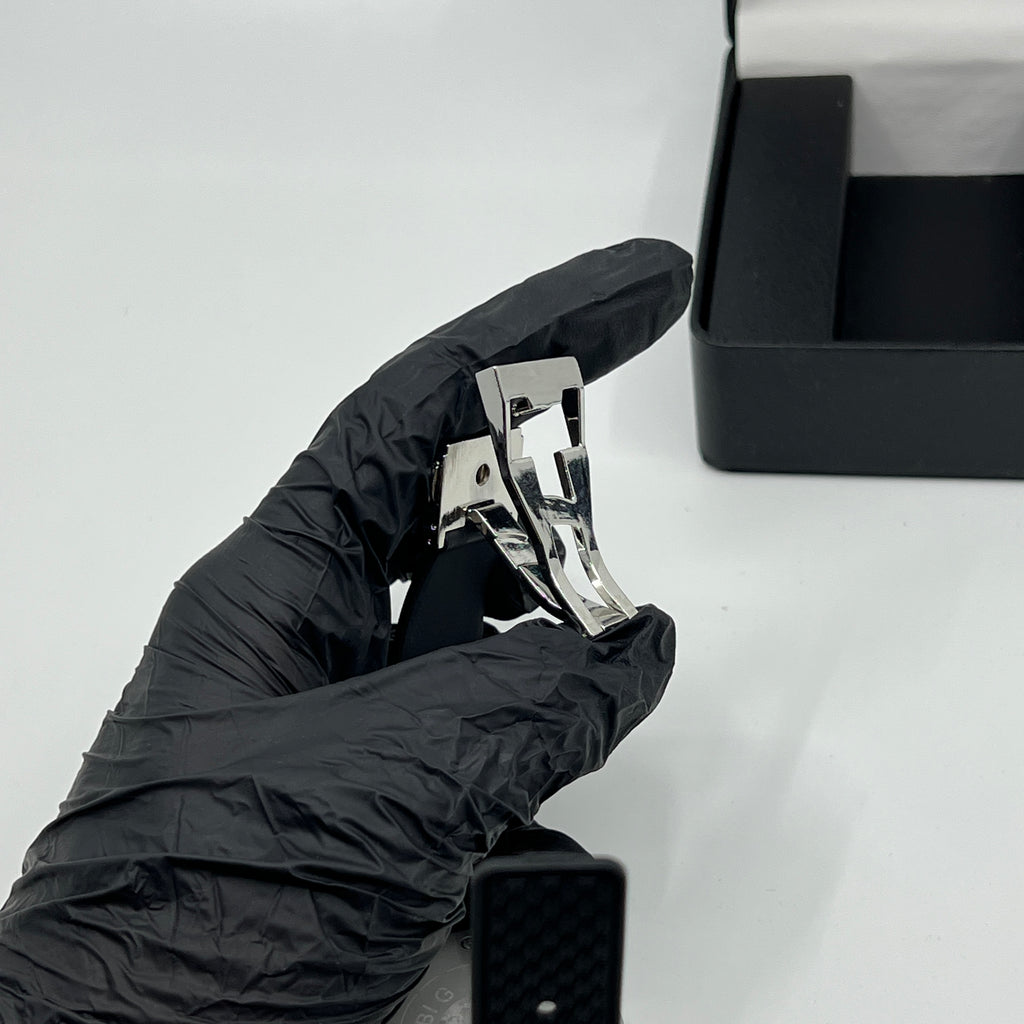G10