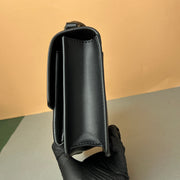 B33