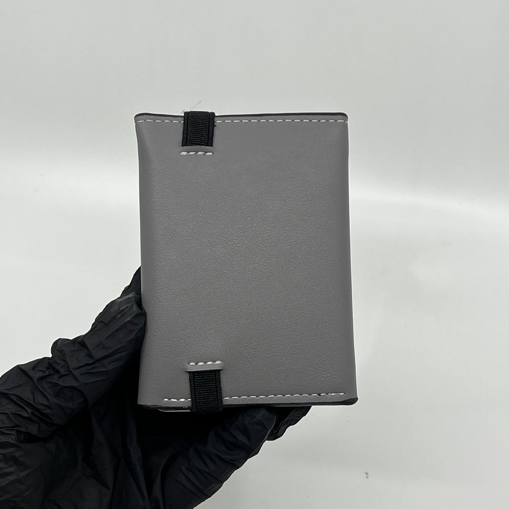J05