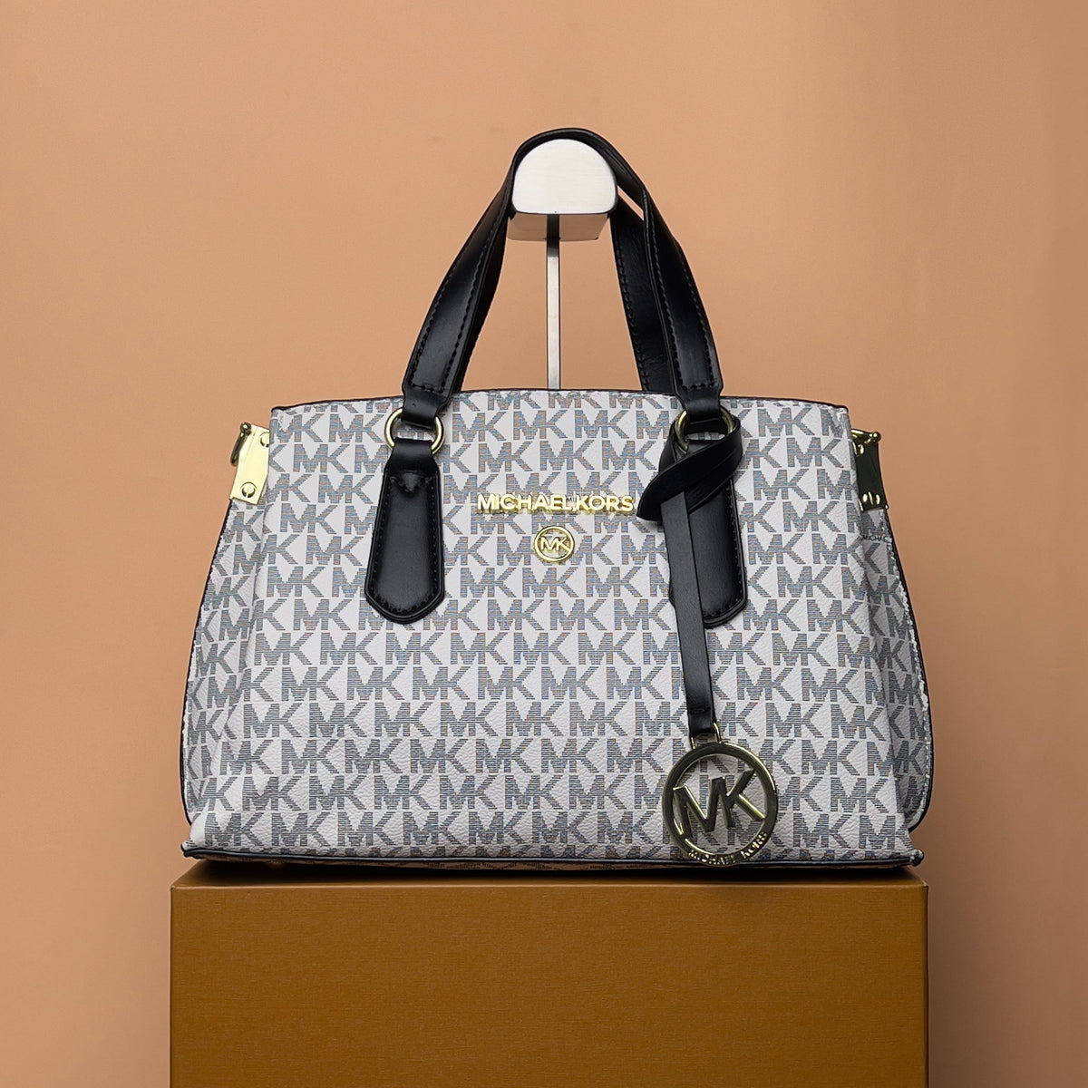 M66
