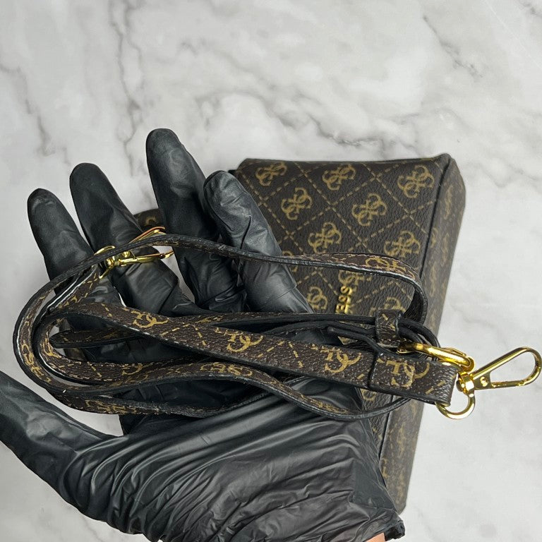 M02